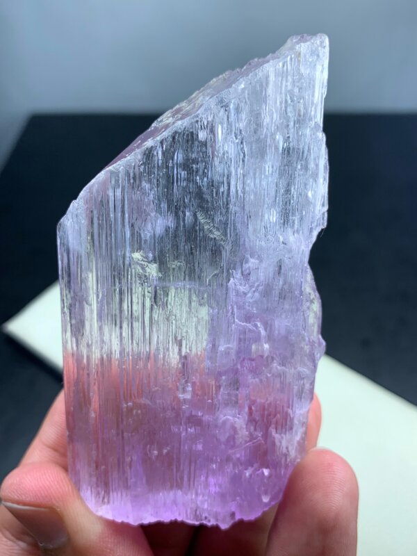 Natural Pink Kunzite Crystal – Raw Stone, Healing Gemstone & Collector’s Specimen | Kunzite Crystal